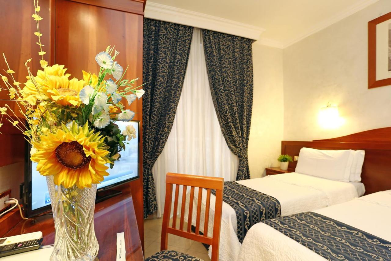 Adorasuite B&B Рим Екстериор снимка