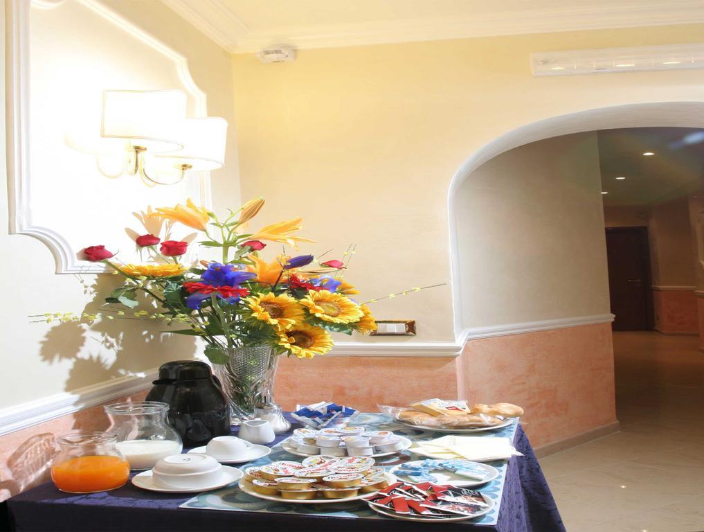 Adorasuite B&B Рим Екстериор снимка