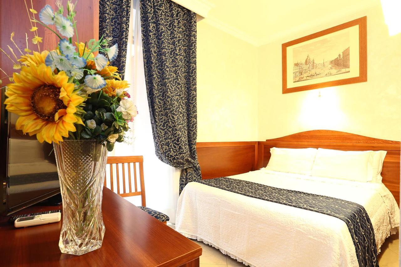 Adorasuite B&B Рим Екстериор снимка